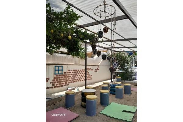تصویری از هنرستان دخترانه غیر دولتی حورا - تصویر 10