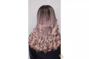 عروس سرا و مرکز مژه نسیم زیبایی